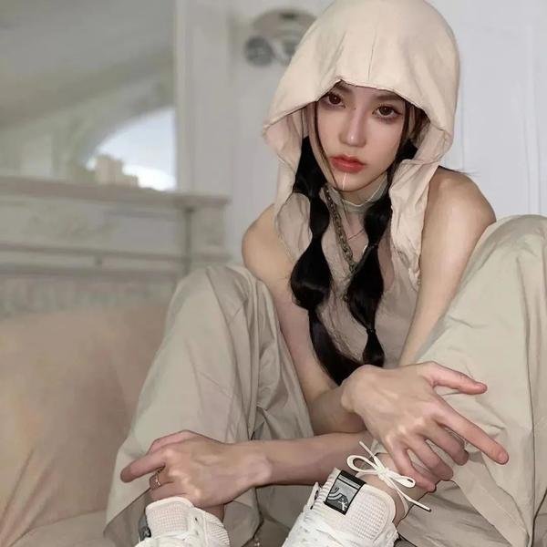 岸边露伴一动不动 真人剧